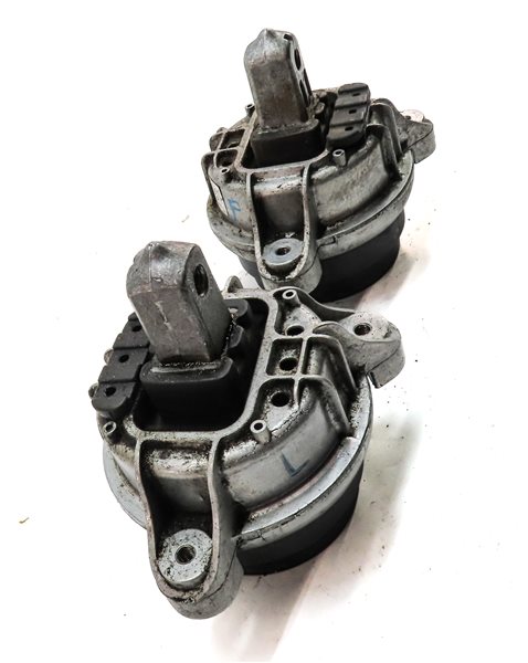Thumbnail 4: 2013 BMW 535I (F10) 3.0L (N55) LEFT & RIGHT ENGINE MOTOR SUPPORT MOUNT SET/2