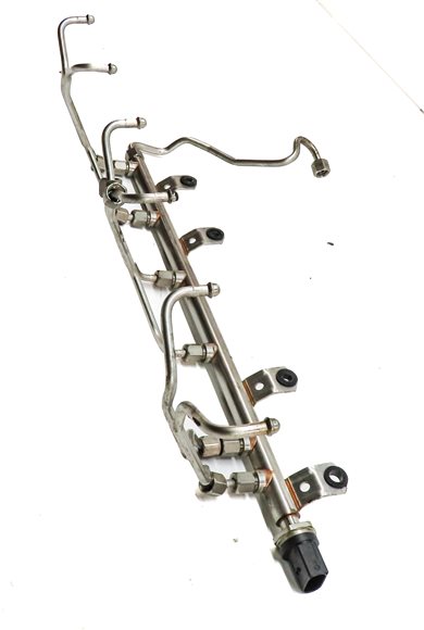 Thumbnail 3: 2013 BMW 535I (F10) 3.0L (N55) ENGINE MOTOR FUEL INJECTOR RAIL w/ LINES