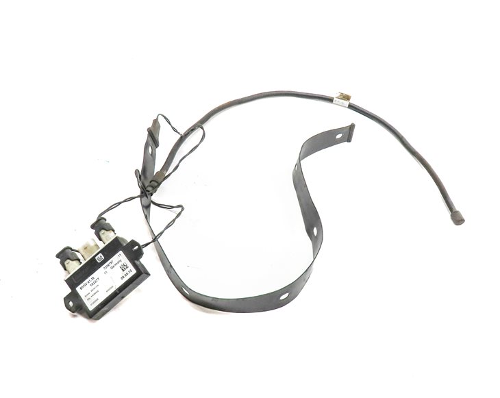 Thumbnail 1: 12-17 BMW 3 4 5 7 X3 X6 F01 F10 F30 KICK SENSOR SMART OPENER ANTENNA w/MODULE