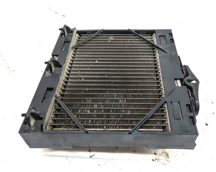 Thumbnail 6: 11-19 BMW 535i 535iGT 640i 740i (F01 F06 F07 F10) 2.0T 3.0L AUXILIARY RADIATOR