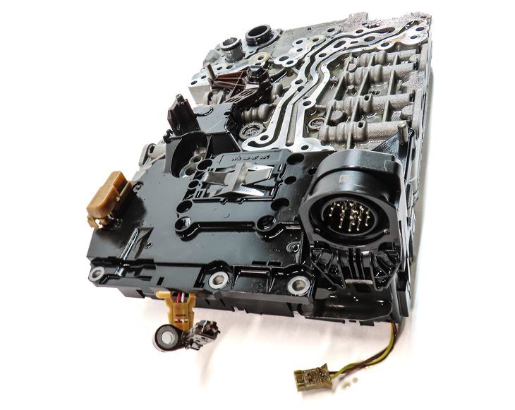 Thumbnail 8: 13 BMW 535iGT 535i (F07 F10) 8HP-45 AUTOMATIC TRANSMISSION VALVE BODY w/OIL PUMP