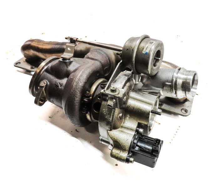 Thumbnail 1: 11-15 BMW 535i 535iGT 640i 740i (F01 F06 F07 F10) 3.0L N55 TURBO TURBOCHARGER