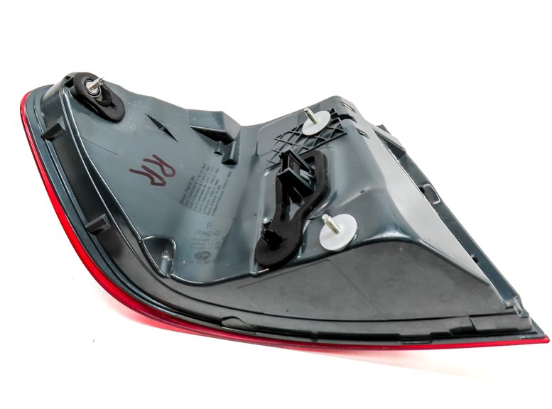 Thumbnail 5: 2011-2013 BMW 528i 535i 550i M5 (F10) RIGHT PASSENGER TAILLIGHT BRAKE LIGHT LAMP