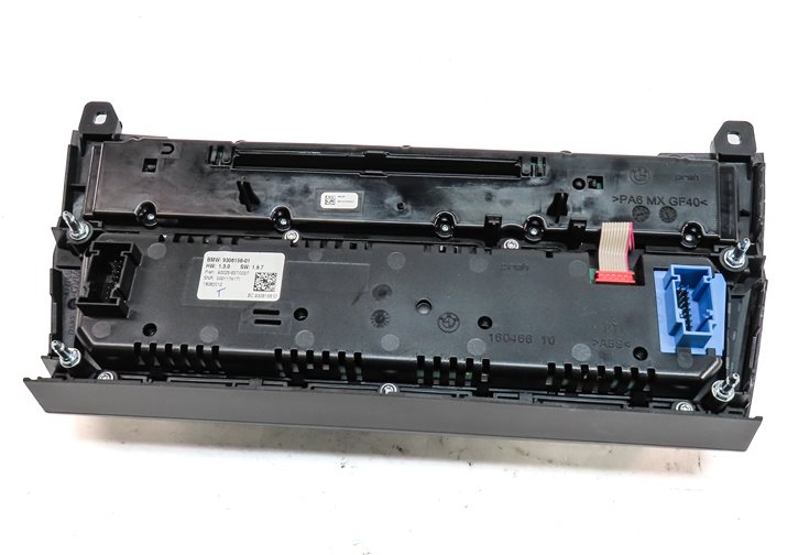 Thumbnail 5: 11-16 BMW 5 M5 SERIES (F10) HEATER A/C TEMPERATURE & RADIO CONTROL PANEL (BLACK)