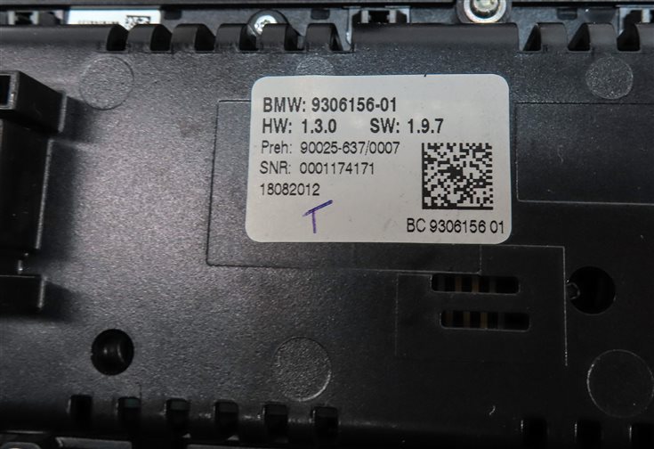 Thumbnail 6: 11-16 BMW 5 M5 SERIES (F10) HEATER A/C TEMPERATURE & RADIO CONTROL PANEL (BLACK)