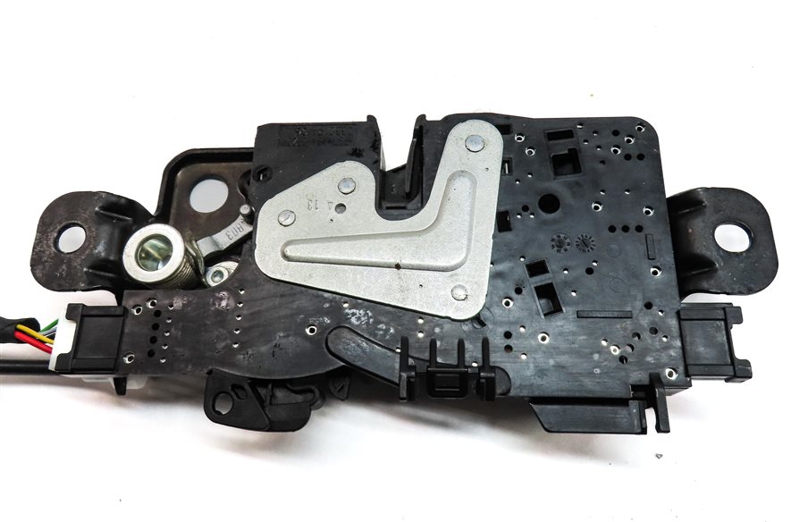 Thumbnail 5: 2017 BMW X1 (F48) REAR TRUNK LIFTGATE HATCH LID LOCK LATCH ACTUATOR