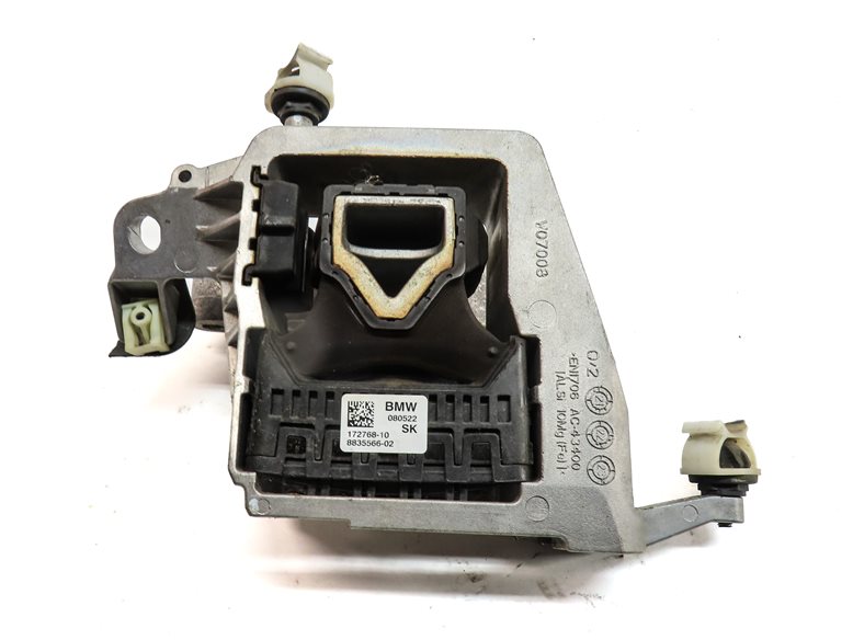 Thumbnail 6: 2017 BMW X1 (F48) 2.0L (B46) RIGHT ENGINE MOTOR SUPPORT MOUNT