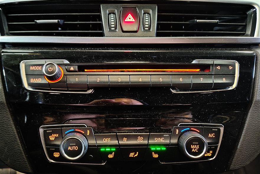 Thumbnail 2: 2016-2020 BMW X1 X2 (F39 F48) FRONT HEATER A/C TEMPERATURE CLIMATE CONTROL PANEL