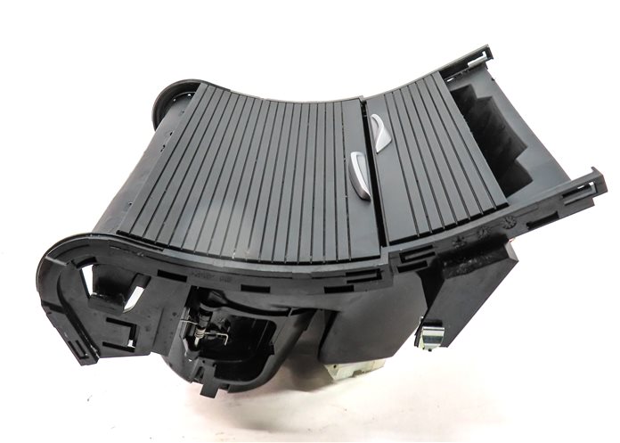 Thumbnail 4: 2017 BMW X1 (F48) FRONT CENTER CONSOLE DUAL CUPHOLDER w/12V POWER SOCKET OUTLET