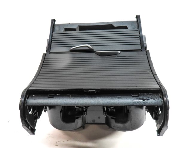 Thumbnail 6: 2017 BMW X1 (F48) FRONT CENTER CONSOLE DUAL CUPHOLDER w/12V POWER SOCKET OUTLET