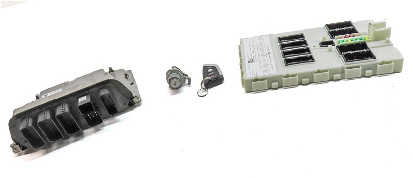 Thumbnail 2: 2016-2018 BMW X1 X2 (F39 F48) MINI COOPER CLUBMAN 2.0L DME BCM MODULE KEY SET