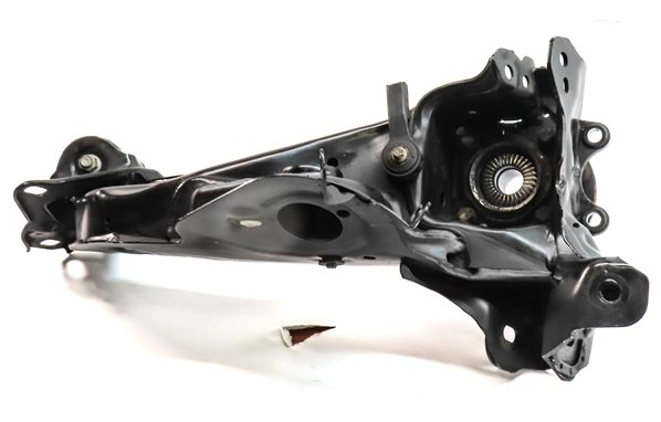 Thumbnail 6: 16-21 CLUBMAN COUNTRYMAN BMW 228i 235i X1 X2 REAR RIGHT TRAILING ARM KNUCKLE