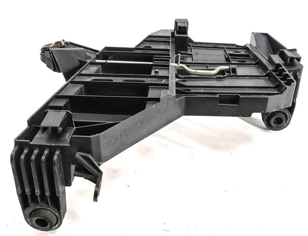 Thumbnail 5: 2008 PORSCHE CAYENNE (957) FRONT LEFT DRIVER HEADLIGHT LAMP MOUNT BRACKET