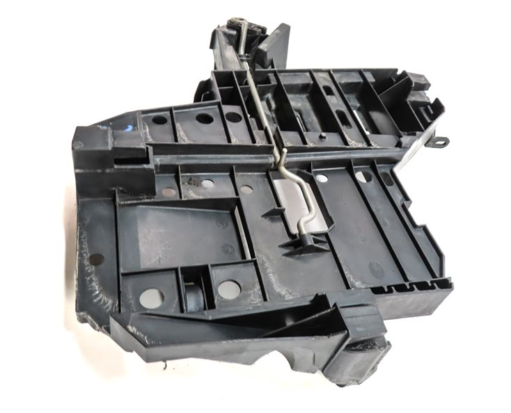 Thumbnail 3: 2008 PORSCHE CAYENNE (957) FRONT RIGHT PASSENGER HEADLIGHT LAMP MOUNT BRACKET