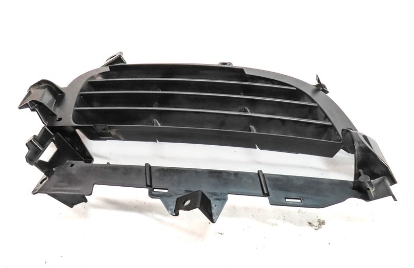 Thumbnail 3: 2008-2010 PORSCHE CAYENNE (957) FRONT RIGHT PASSENGER LOWER GRILLE END