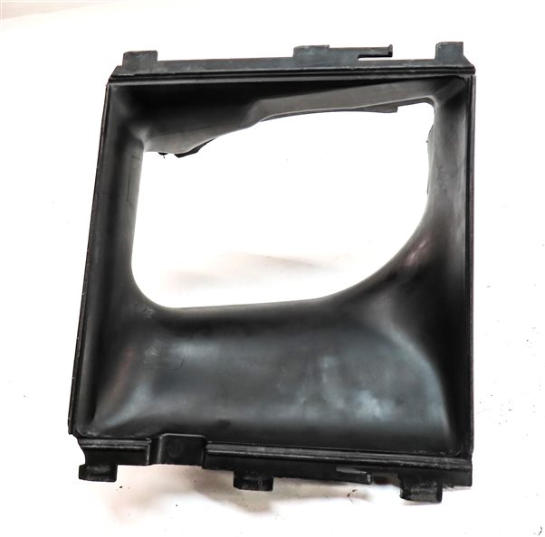Thumbnail 6: 2008 PORSCHE CAYENNE (957) 4.8L TURBO FRONT RIGHT PASSENGER RADIATOR SHROUD