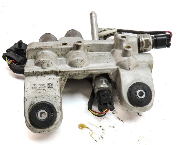 Thumbnail 4: 2008 PORSCHE CAYENNE (957) SUSPENSION LEVELING HYDRAULIC VALVE BLOCK