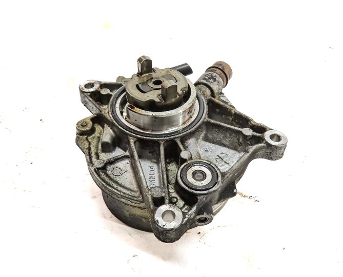 Thumbnail 3: 2008 PORSCHE CAYENNE (957) 4.8L TURBO (M48.51) ENGINE BRAKE VACUUM PUMP