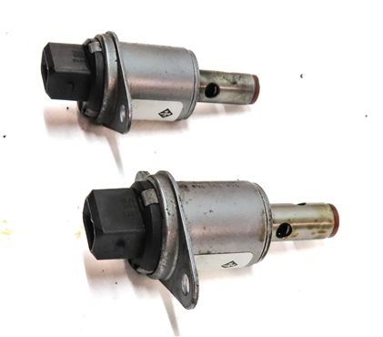 Thumbnail 3: 2008 PORSCHE CAYENNE (957) 4.8L TURBO (M48.51) ENGINE CAMSHAFT ADJUSTER SOLENOID
