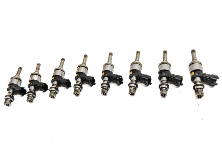 Thumbnail 2: 2008 PORSCHE CAYENNE (957) 4.8L TWIN TURBO ENGINE FUEL INJECTOR SET-8