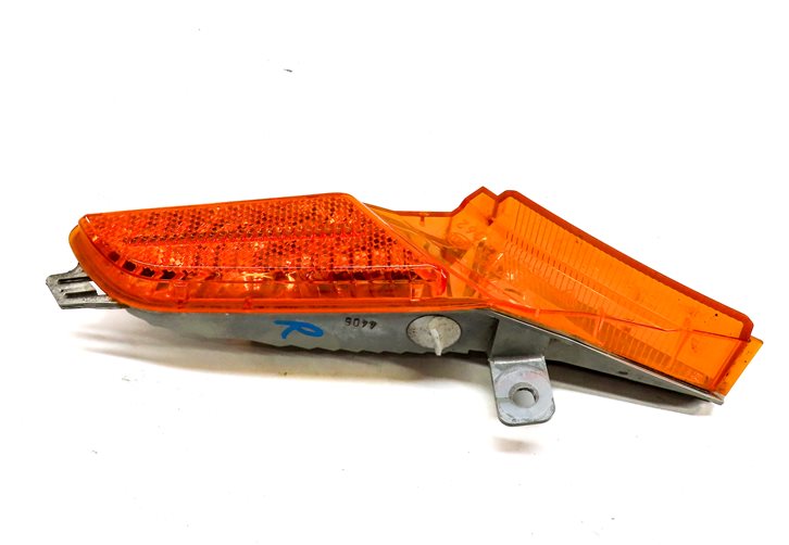 Thumbnail 4: 2008 PORSCHE CAYENNE (957) FRONT RIGHT PASSENGER FENDER SIDE MARKER LIGHT LAMP
