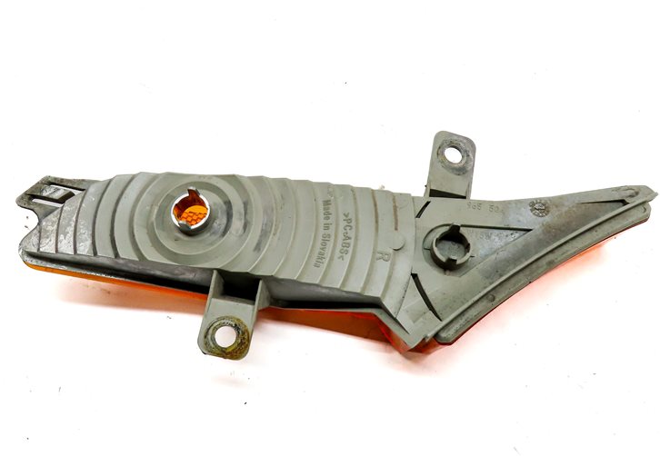 Thumbnail 5: 2008 PORSCHE CAYENNE (957) FRONT RIGHT PASSENGER FENDER SIDE MARKER LIGHT LAMP