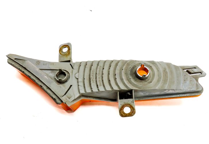 Thumbnail 4: 2008 PORSCHE CAYENNE (957) FRONT LEFT DRIVER FENDER SIDE MARKER LIGHT LAMP