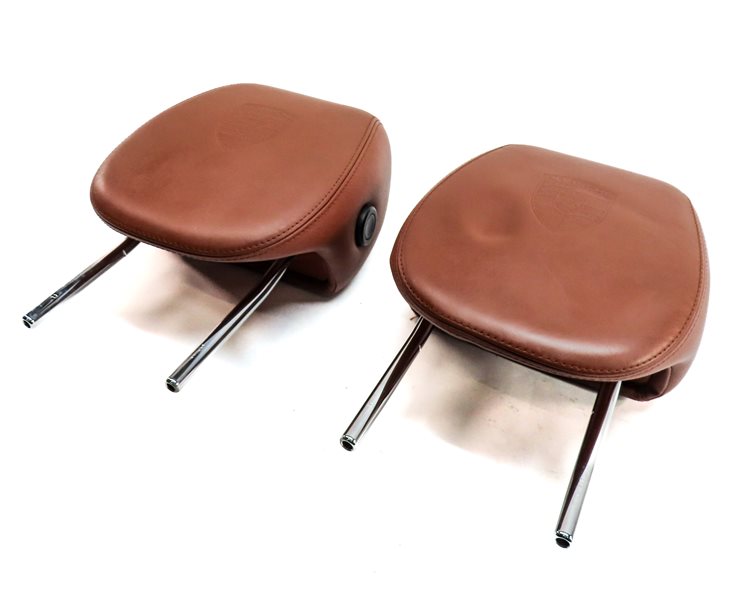 Thumbnail 1: 08 PORSCHE CAYENNE 957 FRONT SEAT LOGO EMBOSSED HEADREST SET/2 (Chestnut)