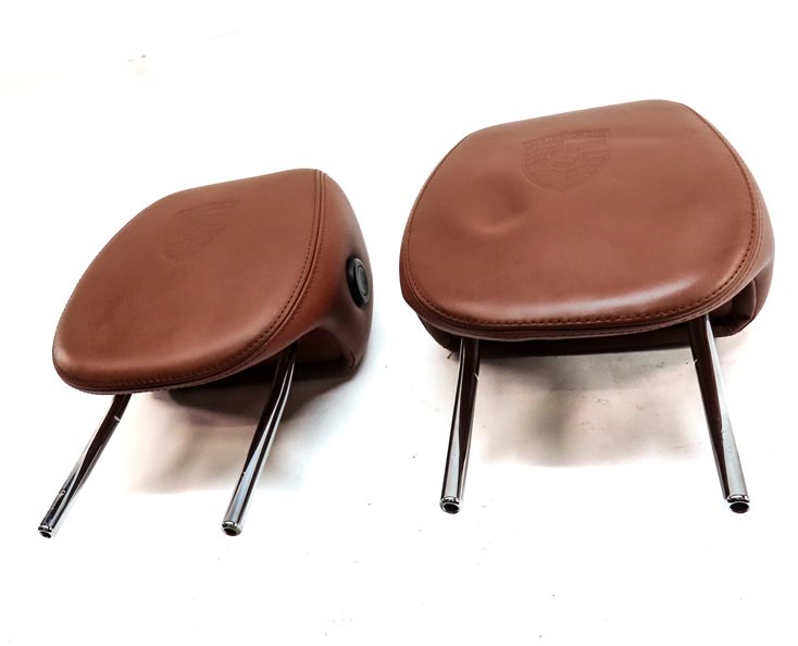 Thumbnail 2: 08 PORSCHE CAYENNE 957 FRONT SEAT LOGO EMBOSSED HEADREST SET/2 (Chestnut)