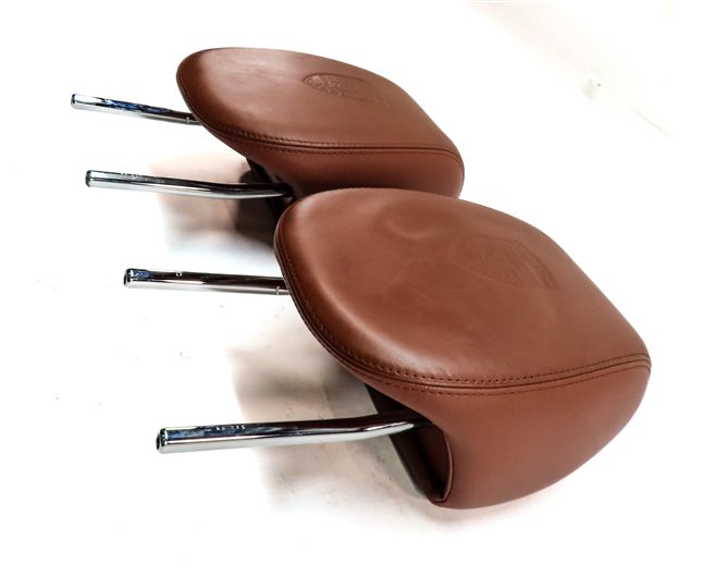Thumbnail 3: 08 PORSCHE CAYENNE 957 FRONT SEAT LOGO EMBOSSED HEADREST SET/2 (Chestnut)