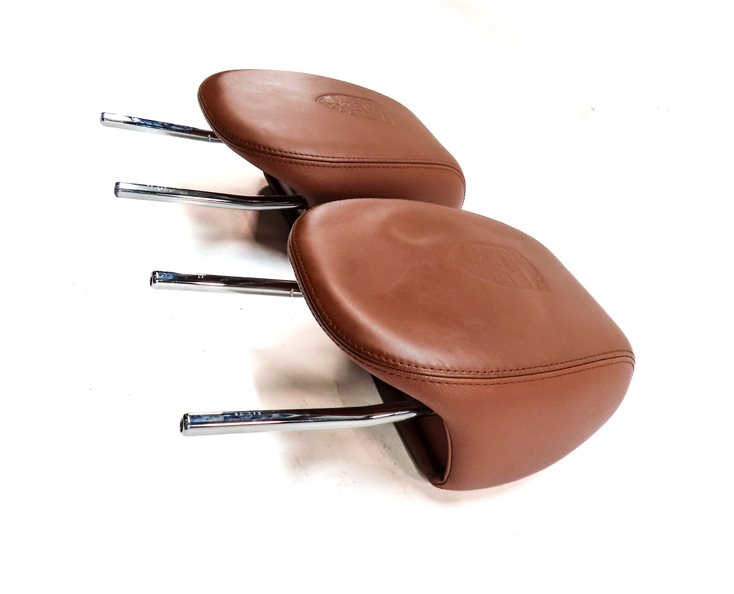 Thumbnail 4: 08 PORSCHE CAYENNE 957 FRONT SEAT LOGO EMBOSSED HEADREST SET/2 (Chestnut)