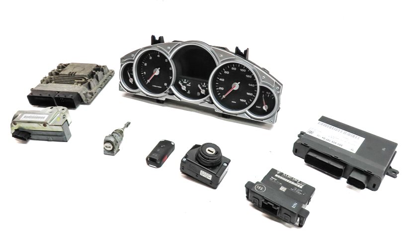 Thumbnail 1: 08 CAYENNE (957) 4.8L M48 TURBO V8 ENGINE ECM IMMOBILIZER KESSY MODULE KEY SET