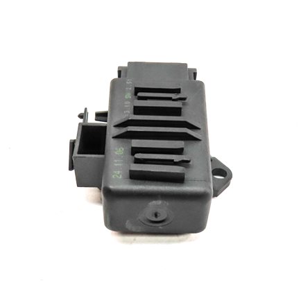 Thumbnail 3: 2008 PORSCHE CAYENNE (957) CLIMATE HEATED SEAT CONTROL MODULE