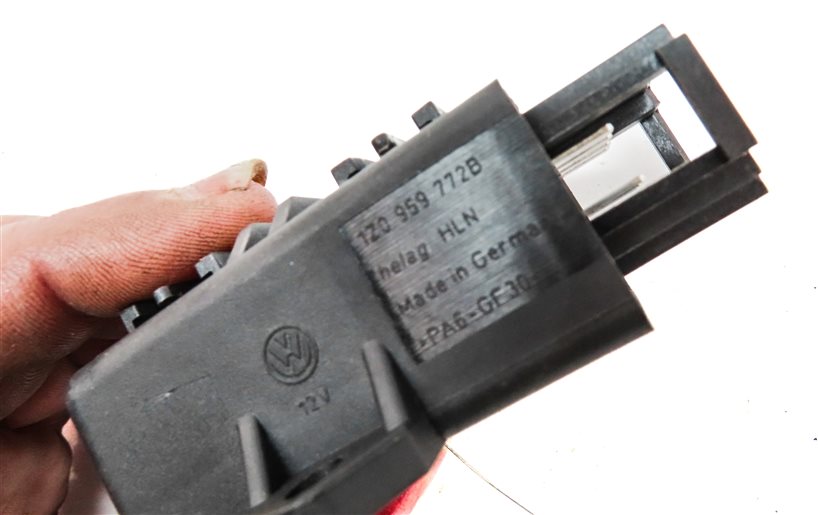 Thumbnail 5: 2008 PORSCHE CAYENNE (957) CLIMATE HEATED SEAT CONTROL MODULE