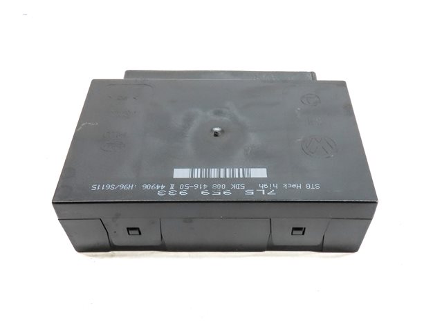 Thumbnail 3: 2008 PORSCHE CAYENNE (957) COMFORT CONTROL MODULE