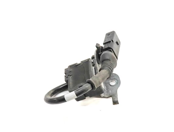 Thumbnail 3: 2008 PORSCHE CAYENNE (957) THROTTLE ACCELERATION SPEED SENSOR
