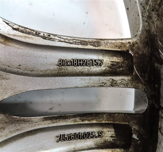 Thumbnail 4: 2008 PORSCHE CAYENNE (957) 18X8 INCH 5 DOUBLE SPOKE ALLOY WHEEL RIM