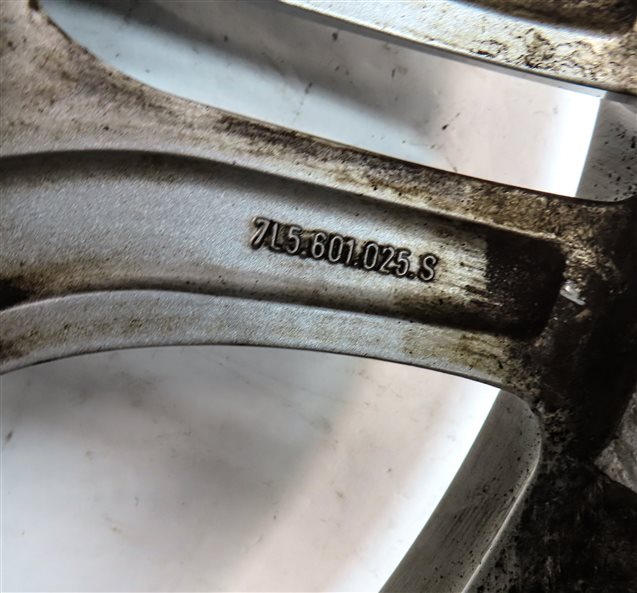 Thumbnail 5: 2008 PORSCHE CAYENNE (957) 18X8 INCH 5 DOUBLE SPOKE ALLOY WHEEL RIM