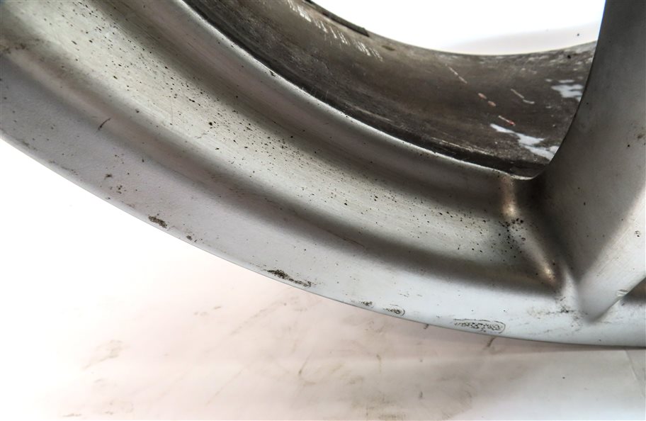 Thumbnail 7: 2008 PORSCHE CAYENNE (957) 18X8 INCH 5 DOUBLE SPOKE ALLOY WHEEL RIM