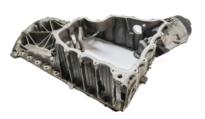 Thumbnail 2: 08-10 PORSCHE CAYENNE (957) 4.8L TWIN TURBO ENGINE UPPER MOTOR OIL FLUID PAN