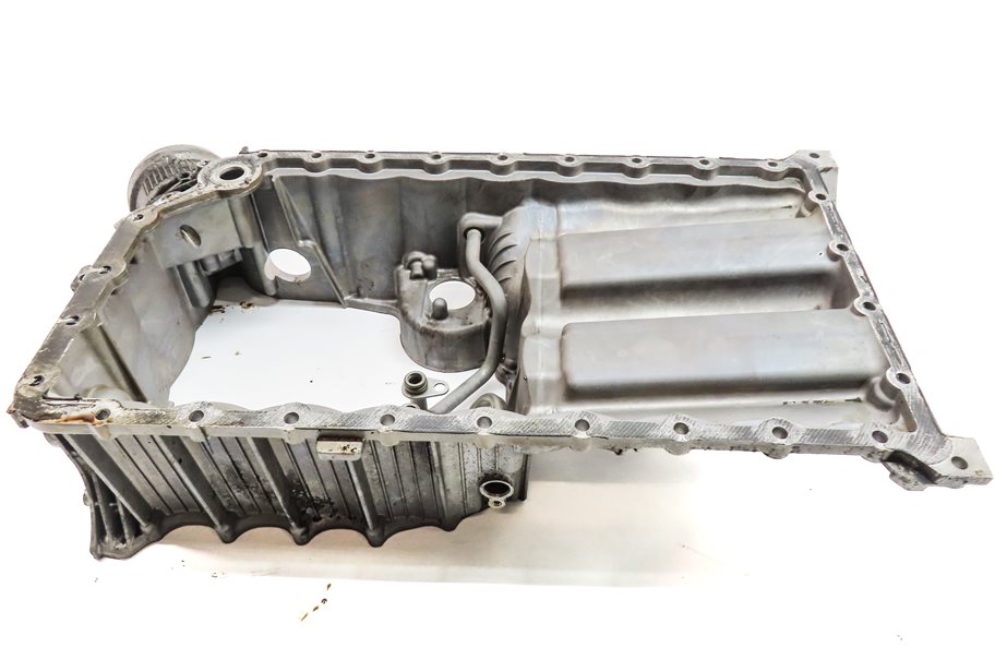 Thumbnail 9: 08-10 PORSCHE CAYENNE (957) 4.8L TWIN TURBO ENGINE UPPER MOTOR OIL FLUID PAN