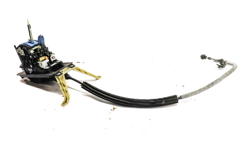 05-10 PORSCHE CAYENNE (955 957) AUTO TRANSMISSION FLOOR GEAR SHIFTER BOX & CABLE