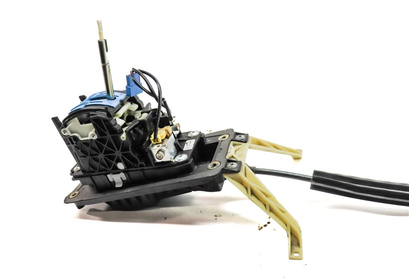Thumbnail 3: 05-10 PORSCHE CAYENNE (955 957) AUTO TRANSMISSION FLOOR GEAR SHIFTER BOX & CABLE