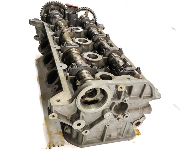 Thumbnail 3: 2008-2010 PORSCHE CAYENNE (957) 4.8L TWIN TURBO ENGINE RIGHT CYLINDER HEAD