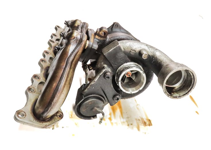 Thumbnail 3: 2008-2018 PORSCHE CAYENNE (957 958) 4.8L TURBO ENGINE LEFT TURBOCHARGER