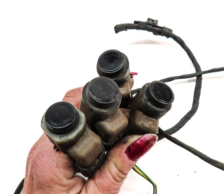 Thumbnail 4: 15 BMW 750LI F01 REAR PARK ASSIST PDC DISTANCE CONTROL WIRE SENSOR SET/4 (Black)