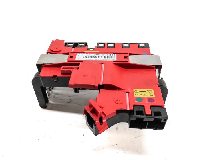 Thumbnail 5: 2015 BMW 750LI (F01) 4.4L (N63) ENGINE BATTERY POSITIVE POWER DISTRIBUTION PLATE