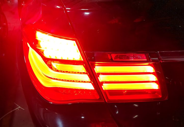 Thumbnail 2: 13-15 BMW 740i 750i 760i ACTIVEHYBRID-7 B7 (F01 F02 F04) LEFT INNER TAILLIGHT