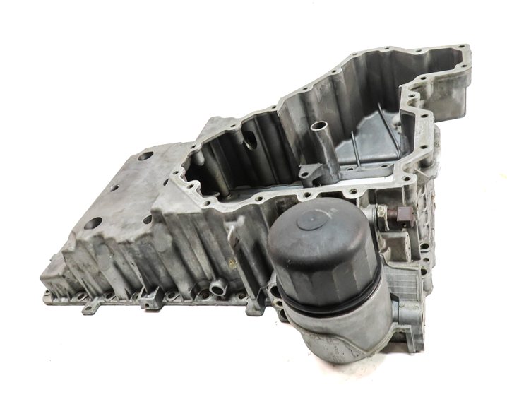 Thumbnail 2: 09-19 BMW 550i 550iGT 650i 750i F01 F07 F10 RWD 4.4L N63 UPPER ENGINE OIL PAN