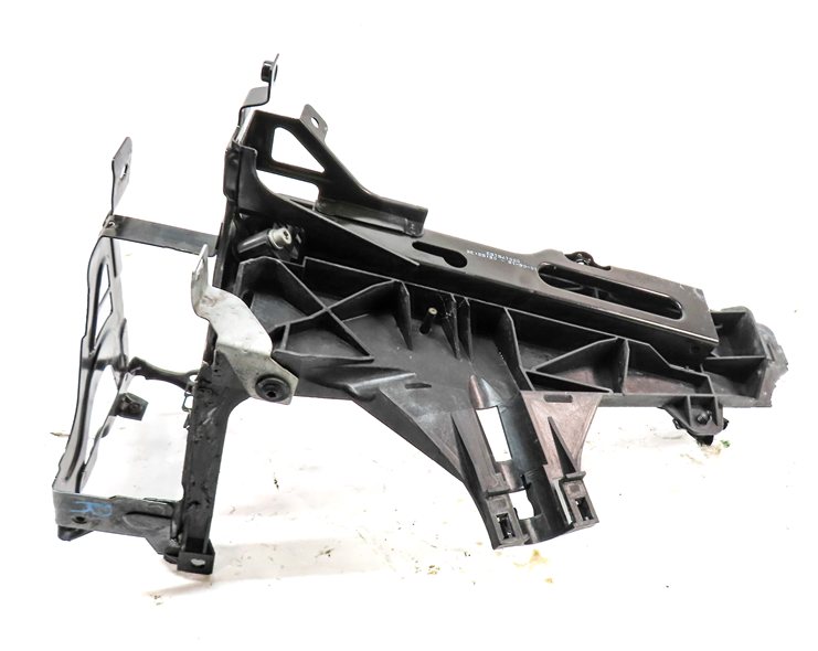 Thumbnail 5: 2015 BMW 750LI (F01) FRONT RIGHT PASSENGER HEADLIGHT HEAD LAMP MOUNT BRACKET